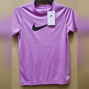 Women's Nike Dri-FIT Swoosh Graphic Tee